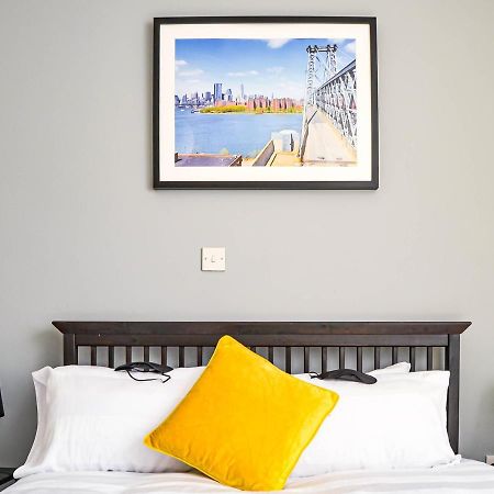The Ella Fitzgerald - Modern 2 Bedroom Apartment, Super Close To City Centre Cardiff Zewnętrze zdjęcie