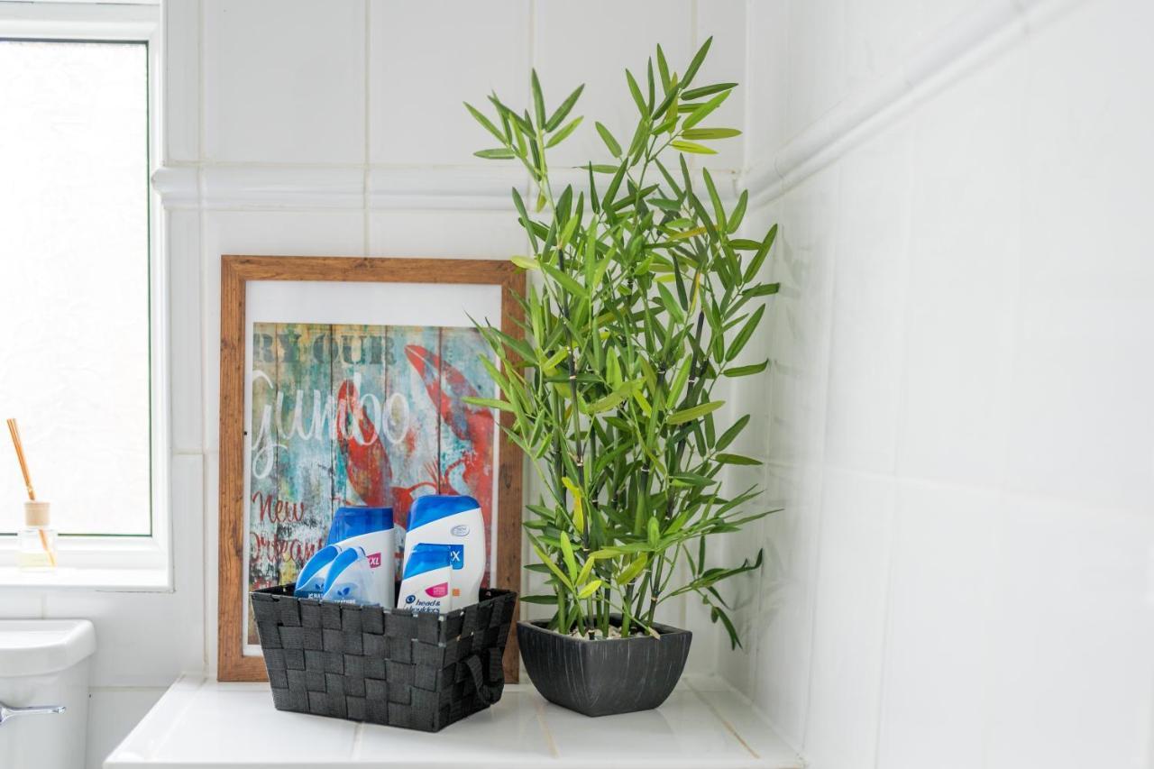 The Ella Fitzgerald - Modern 2 Bedroom Apartment, Super Close To City Centre Cardiff Zewnętrze zdjęcie