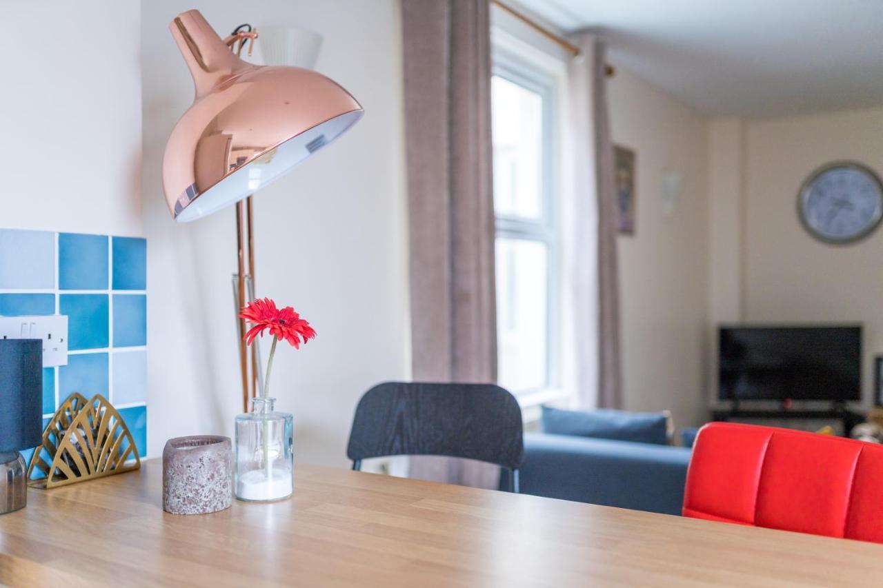 The Ella Fitzgerald - Modern 2 Bedroom Apartment, Super Close To City Centre Cardiff Zewnętrze zdjęcie