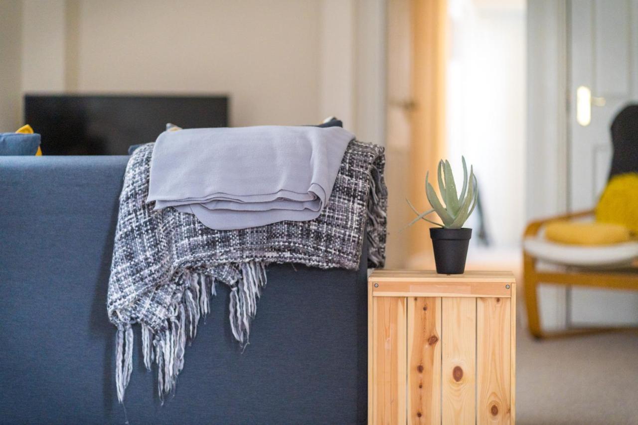 The Ella Fitzgerald - Modern 2 Bedroom Apartment, Super Close To City Centre Cardiff Zewnętrze zdjęcie