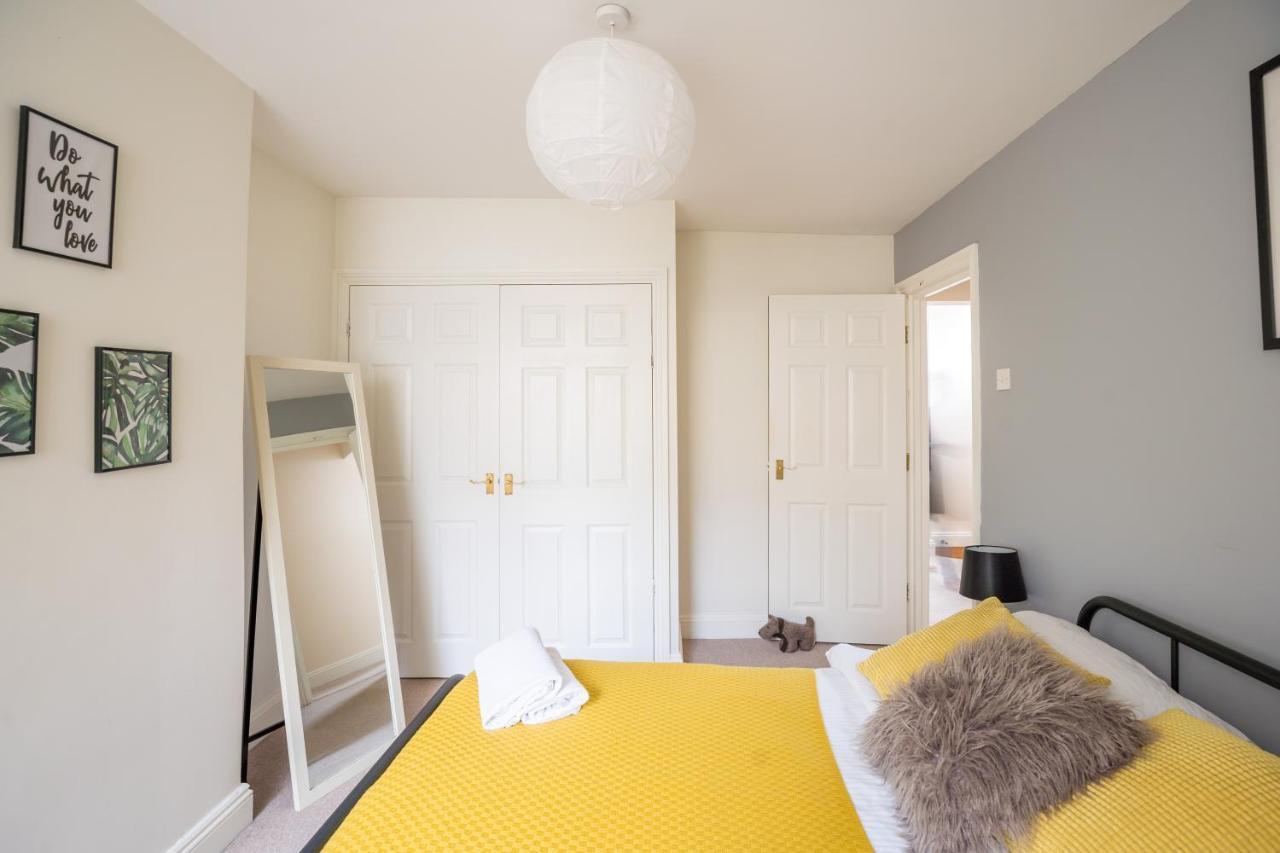 The Ella Fitzgerald - Modern 2 Bedroom Apartment, Super Close To City Centre Cardiff Zewnętrze zdjęcie