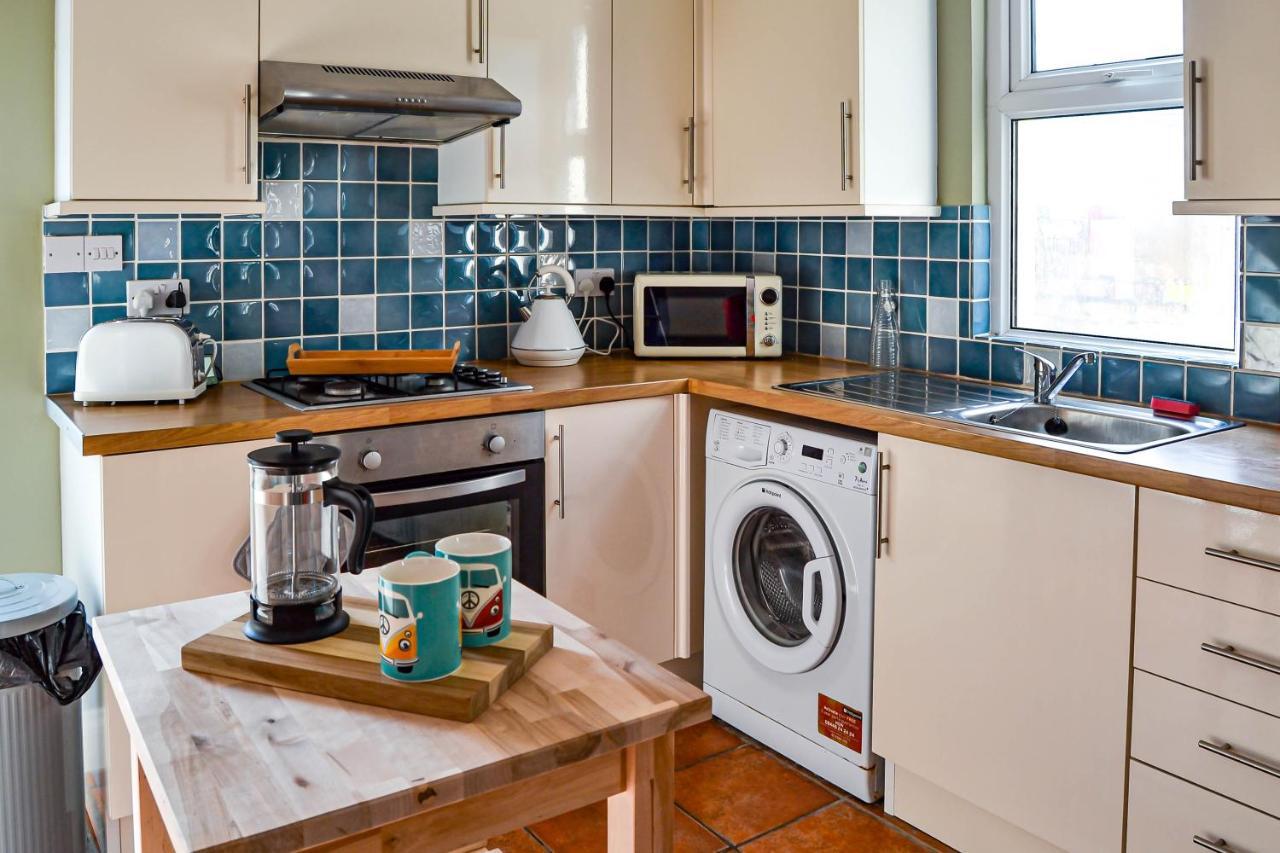 The Ella Fitzgerald - Modern 2 Bedroom Apartment, Super Close To City Centre Cardiff Zewnętrze zdjęcie